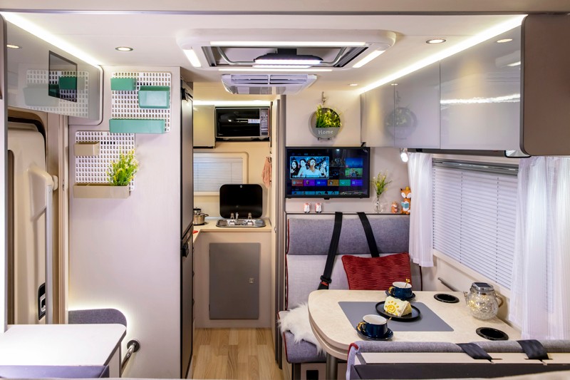 自由炮四驅(qū)房車，更自由